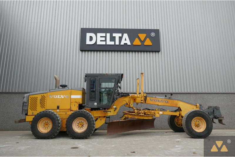 Volvo G720B - מפלסת: תמונה 2 Volvo G720B - מפלסת: תמונה 2