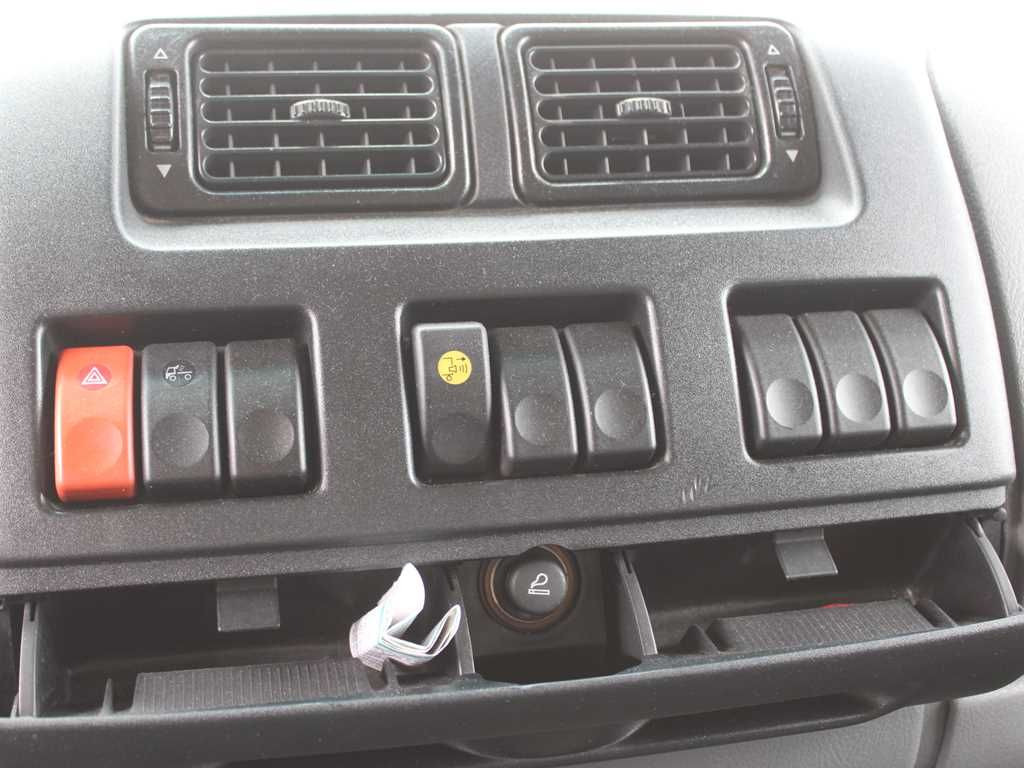 משאית וילונות צד DAF FA LF 45.160, EURO 5: תמונה 12