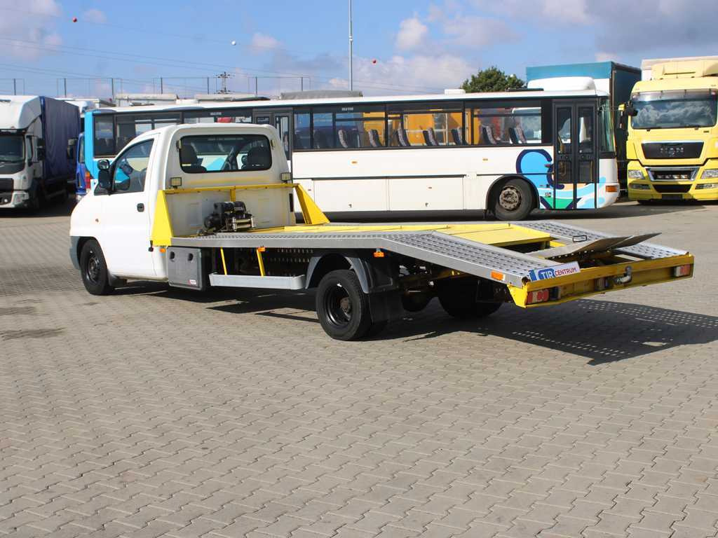 Hyundai H1 TRUCK, EURO 3, DRIVEWAYS, WINCH, TIRES 90% - משאית גרירה: תמונה 5 Hyundai H1 TRUCK, EURO 3, DRIVEWAYS, WINCH, TIRES 90% - משאית גרירה: תמונה 5