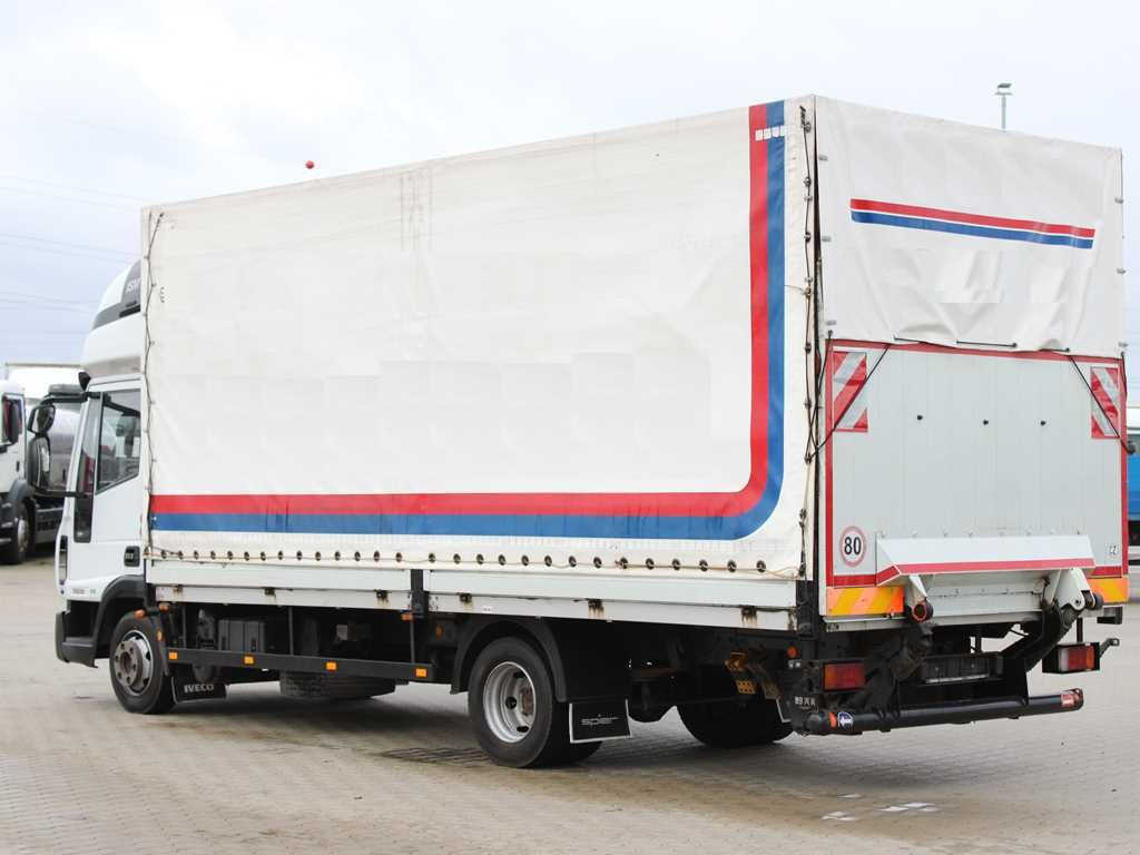 Iveco EUROCARGO 75E18, HYDRAULIC LIFT, SLEEPING CABIN Iveco EUROCARGO 75E18, TAIL LIFT, SLEEPING CABIN - משאית וילונות צד: תמונה 4 Iveco EUROCARGO 75E18, HYDRAULIC LIFT, SLEEPING CABIN Iveco EUROCARGO 75E18, TAIL LIFT, SLEEPING CABIN - משאית וילונות צד: תמונה 4