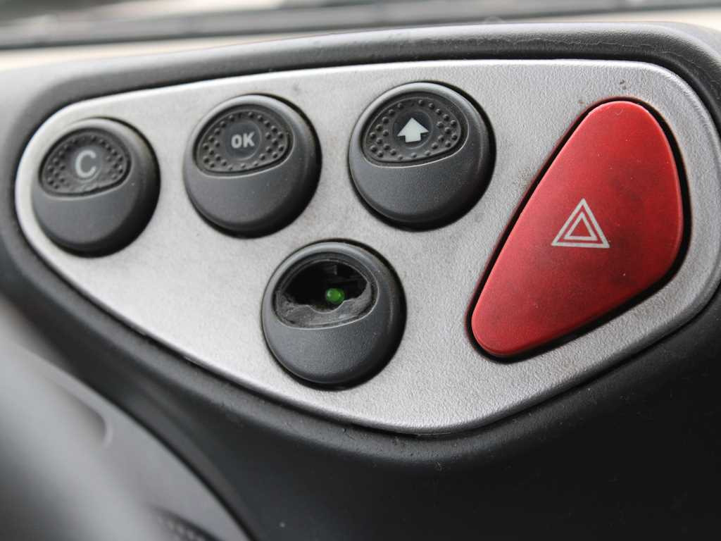 משאית וילונות צד Iveco EUROCARGO ML 75 E 15, EURO 3, SLEEPING BODY: תמונה 11