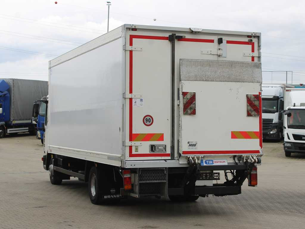 MAN TGL 12.210, EURO 4, HYDRAULIC FRONT, CARRIER SUPRA 850 Mt, 2X EVAPORATOR - משאית קירור: תמונה 5 MAN TGL 12.210, EURO 4, HYDRAULIC FRONT, CARRIER SUPRA 850 Mt, 2X EVAPORATOR - משאית קירור: תמונה 5