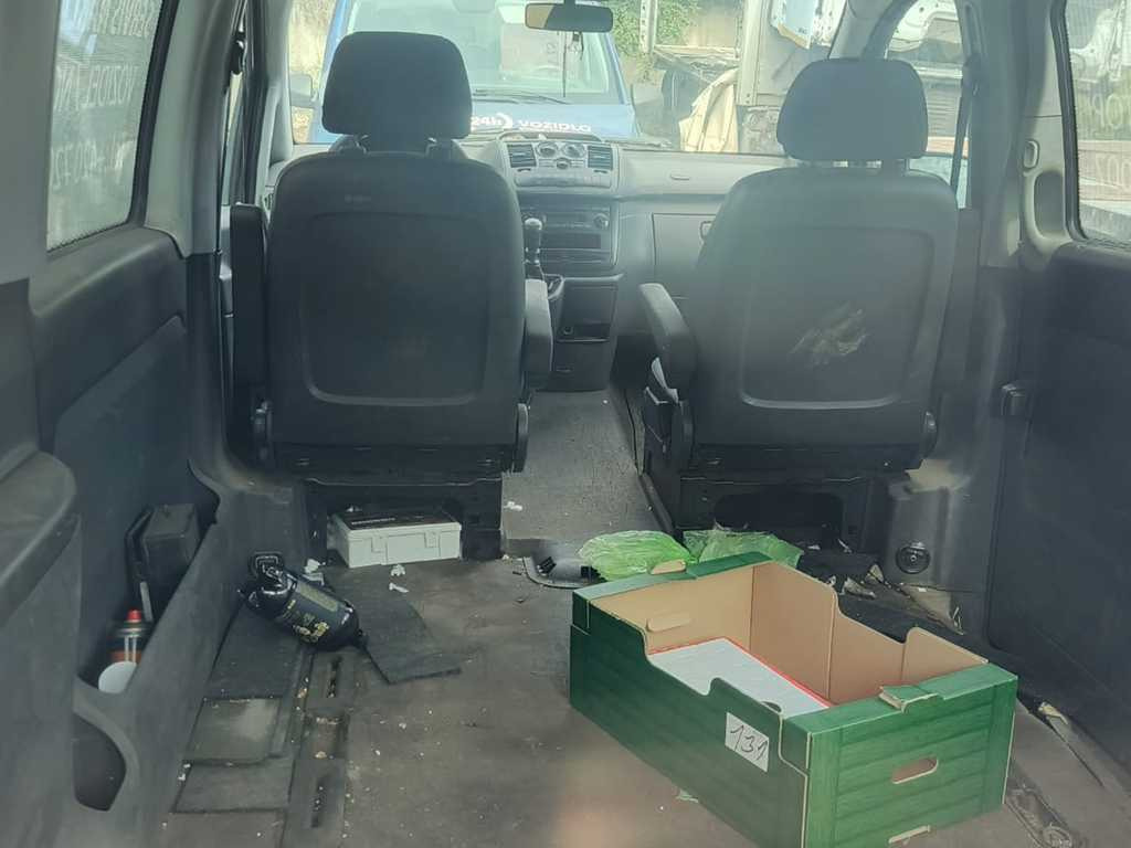Mercedes-Benz VITO 113 CDI - כלי רכב מסחרי עם לוח: תמונה 3 Mercedes-Benz VITO 113 CDI - כלי רכב מסחרי עם לוח: תמונה 3