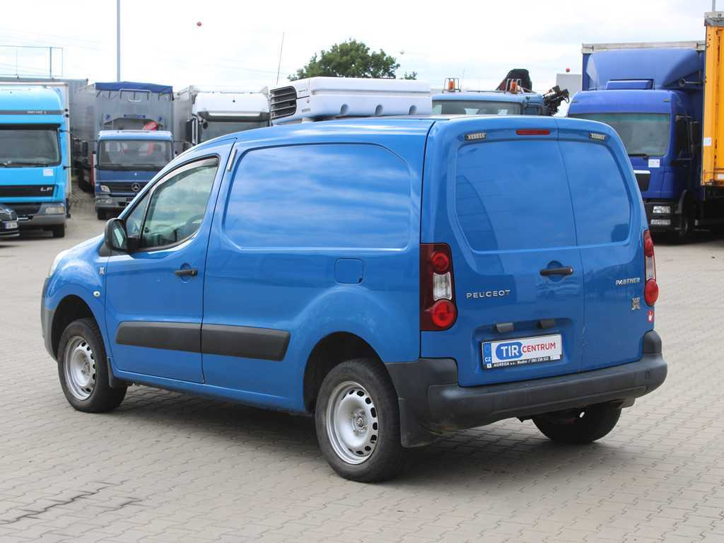 Peugeot PEUGEOT PARTNER, 4X4, CARRIER NEOS 100 - כלי רכב מסחרי לקירור: תמונה 5 Peugeot PEUGEOT PARTNER, 4X4, CARRIER NEOS 100 - כלי רכב מסחרי לקירור: תמונה 5