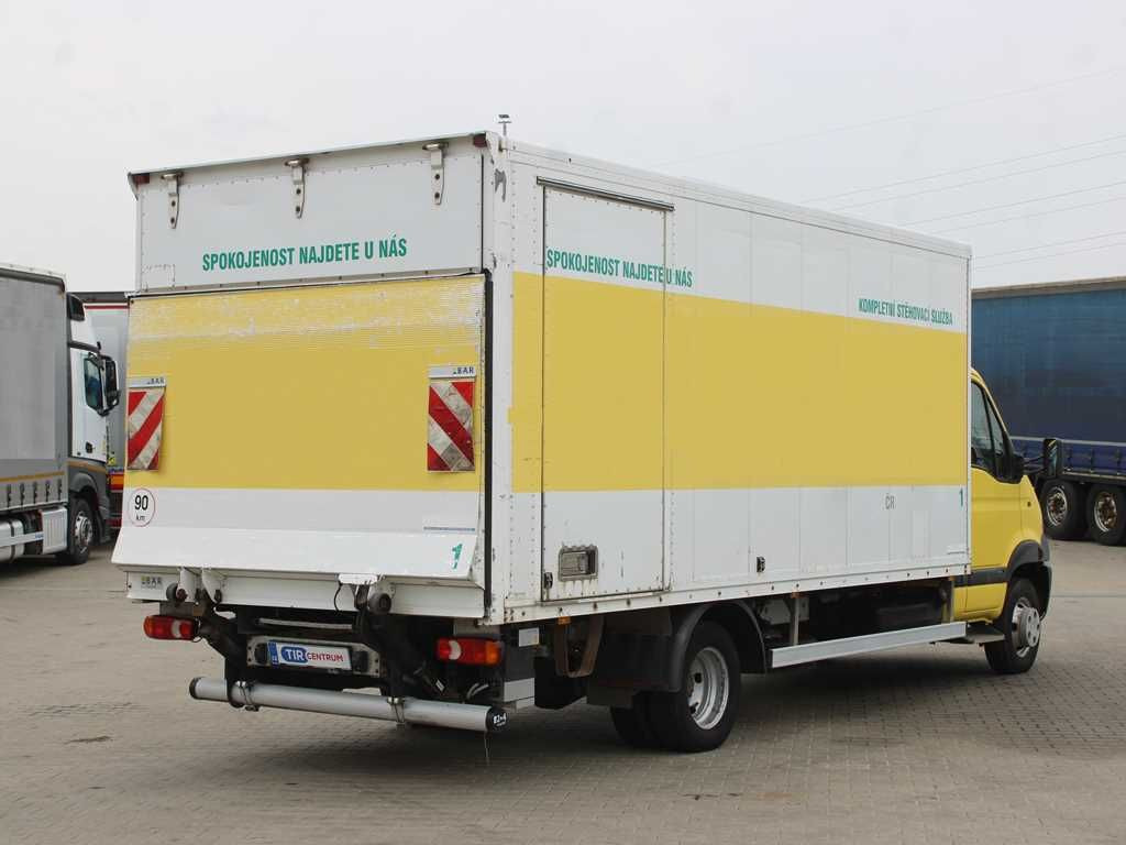 Renault MASCOTT 160.65 P 4X2, EURO 3, TAIL LIFT Renault MASCOTT 160.65 P 4X2, EURO 3, TAIL LIFT - כלי רכב מסחרי עם תיבה: תמונה 3 Renault MASCOTT 160.65 P 4X2, EURO 3, TAIL LIFT Renault MASCOTT 160.65 P 4X2, EURO 3, TAIL LIFT - כלי רכב מסחרי עם תיבה: תמונה 3