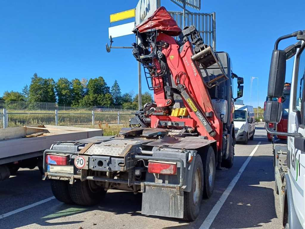 Scania R500, 6x6, RETARDER, OPTICRUISE, PALFINGER EPSILON S260Z96 - יחידת טרקטור: תמונה 4 Scania R500, 6x6, RETARDER, OPTICRUISE, PALFINGER EPSILON S260Z96 - יחידת טרקטור: תמונה 4