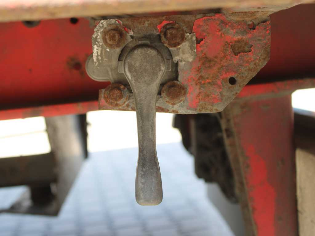 סמיטריילר עם וילונות צד Schwarzmüller SPA 3/E, LOWDECK, LIFT AXLE: תמונה 8