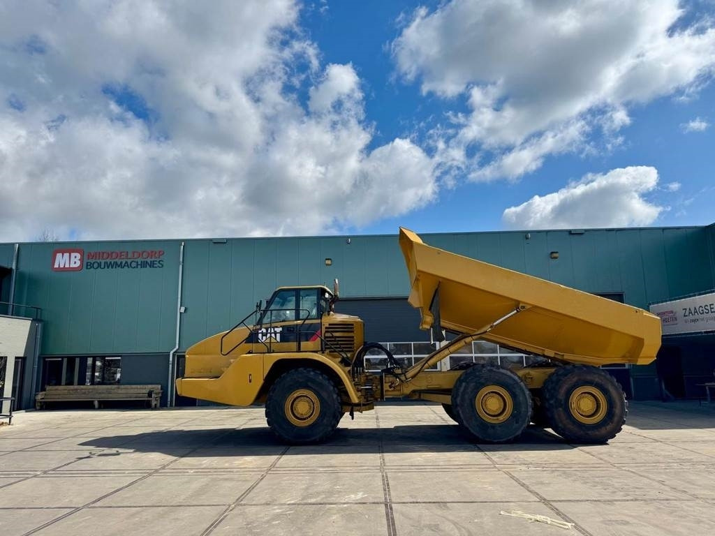 CAT 735 - מסיר פסולת מפרקי: תמונה 2 CAT 735 - מסיר פסולת מפרקי: תמונה 2