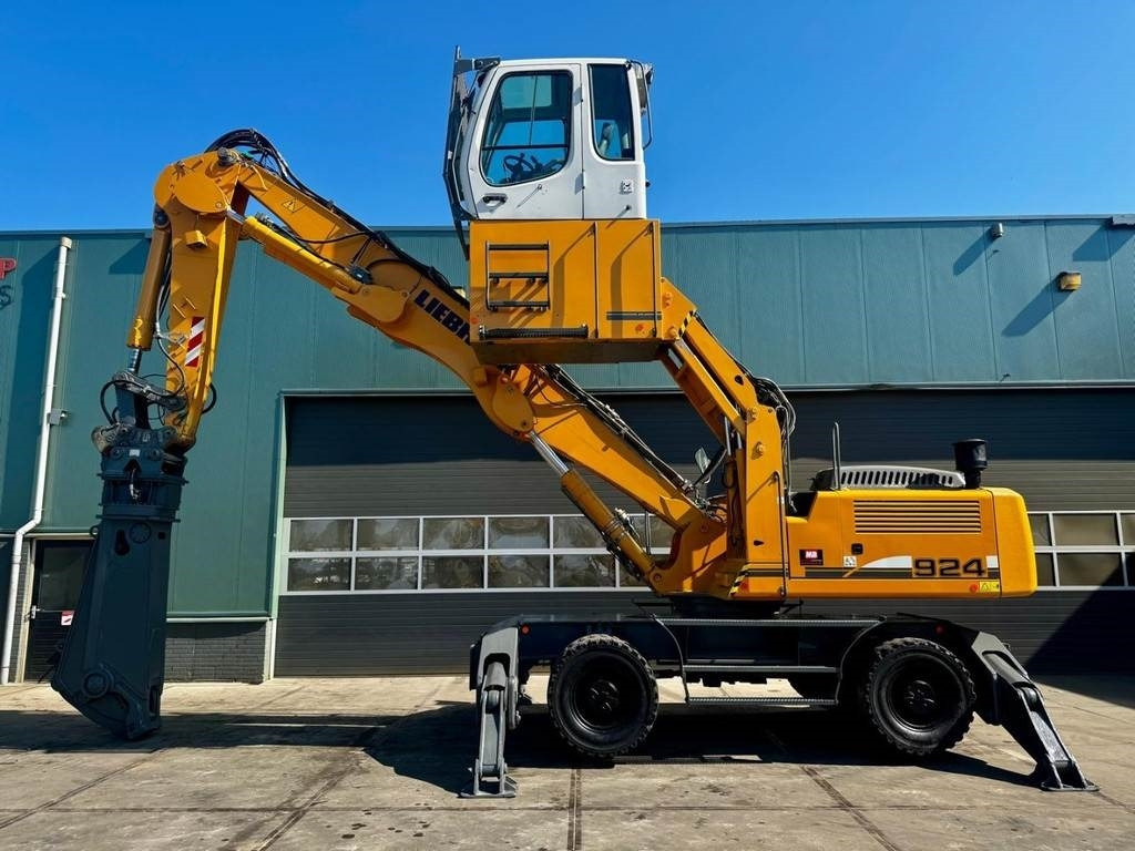 Liebherr A 924 C - מטפל בפסולת/ תעשייתי: תמונה 1 Liebherr A 924 C - מטפל בפסולת/ תעשייתי: תמונה 1