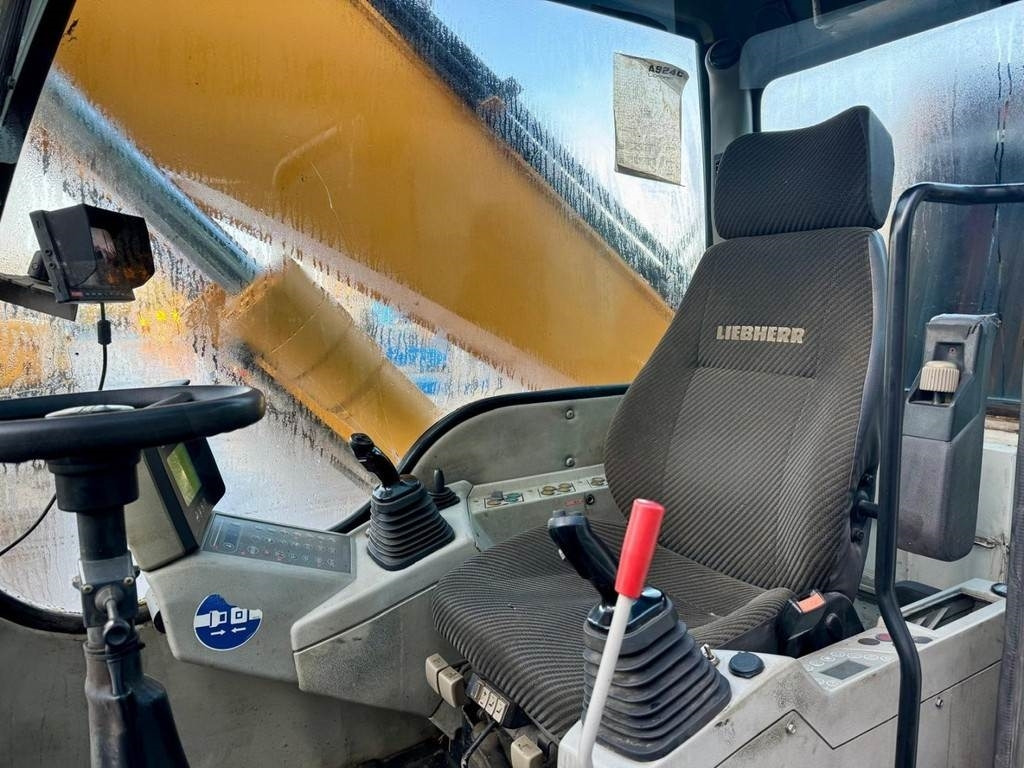 מטפל בפסולת/ תעשייתי Liebherr A 924 C: תמונה 11