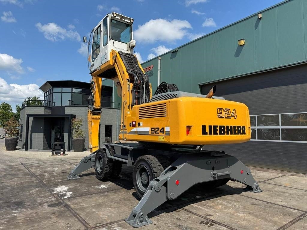 Liebherr A 924 C - מטפל בפסולת/ תעשייתי: תמונה 3 Liebherr A 924 C - מטפל בפסולת/ תעשייתי: תמונה 3