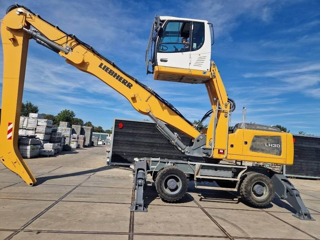 Liebherr LH 30 M - מטפל בפסולת/ תעשייתי: תמונה 1 Liebherr LH 30 M - מטפל בפסולת/ תעשייתי: תמונה 1