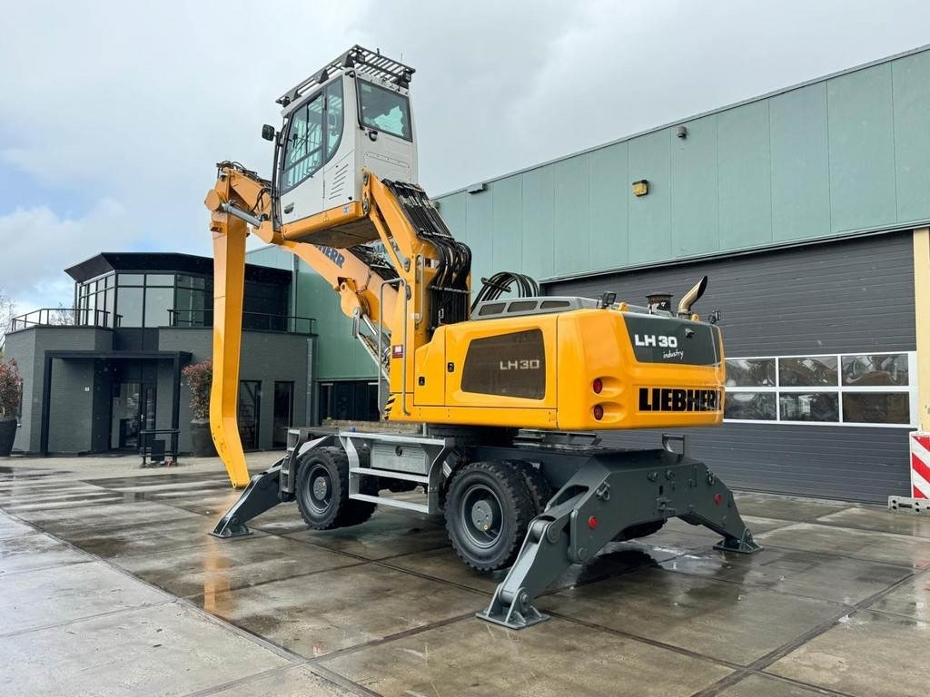Liebherr LH 30 M - מטפל בפסולת/ תעשייתי: תמונה 3 Liebherr LH 30 M - מטפל בפסולת/ תעשייתי: תמונה 3