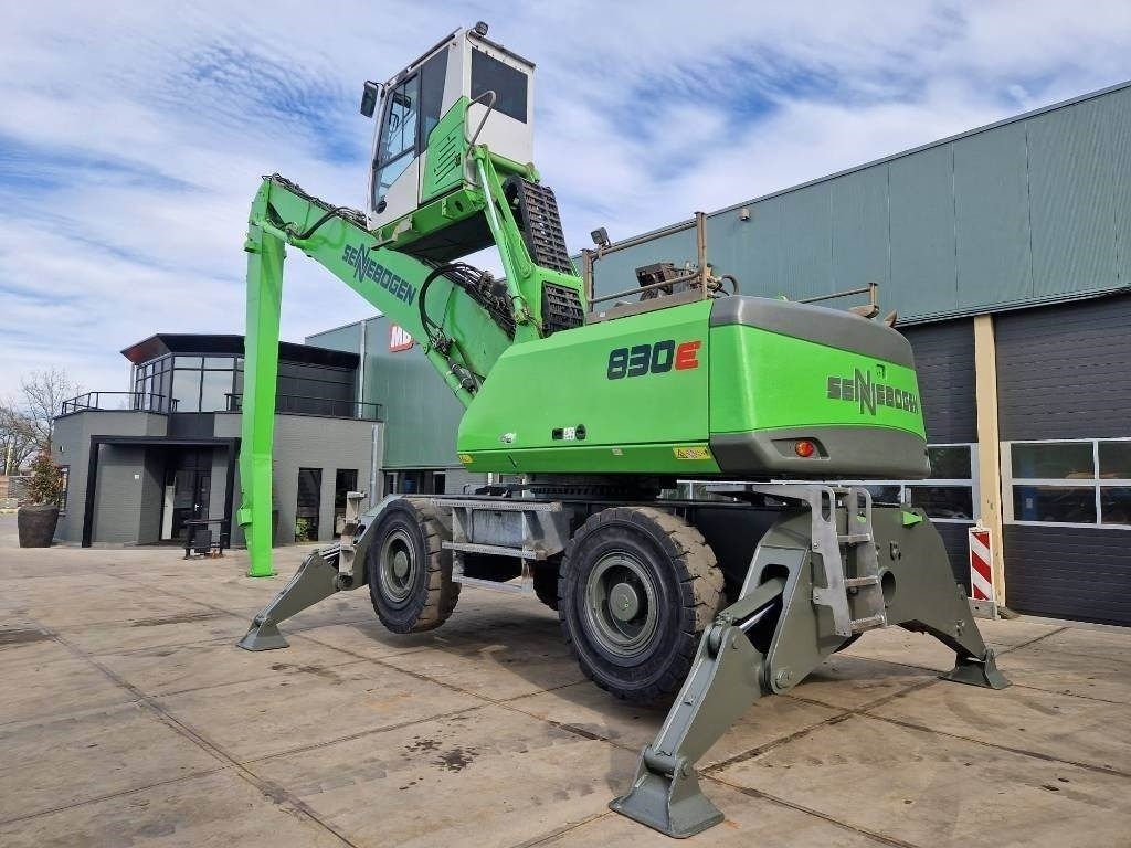 Sennebogen 830M E HD - מטפל בפסולת/ תעשייתי: תמונה 2 Sennebogen 830M E HD - מטפל בפסולת/ תעשייתי: תמונה 2