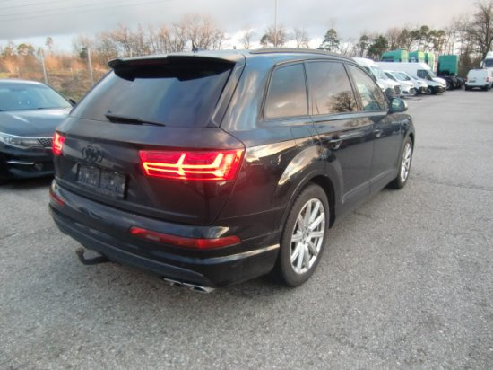Audi SQ7 4,0 TDi V8 S line - SUV: תמונה 4 Audi SQ7 4,0 TDi V8 S line - SUV: תמונה 4