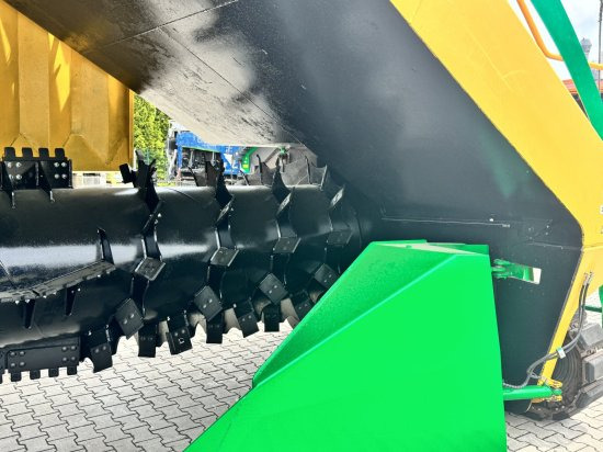 Backhus A63 - מקצרת סלק: תמונה 2 Backhus A63 - מקצרת סלק: תמונה 2