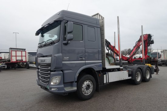 DAF FAT XF 510 mit Penz Ladekran 15Z8.70 inkl. Holzgreifer 6x4 - משאית עץ: תמונה 1 DAF FAT XF 510 mit Penz Ladekran 15Z8.70 inkl. Holzgreifer 6x4 - משאית עץ: תמונה 1