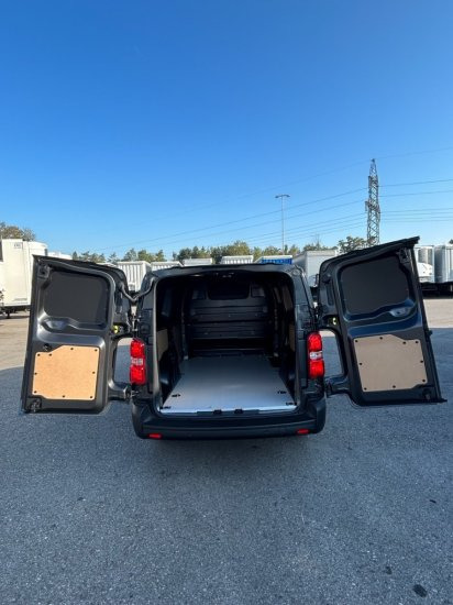 כלי רכב מסחרי עם לוח Fiat Scudo Maxi BlueDHi 120 6-Gang: תמונה 8