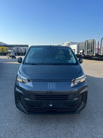 Fiat Scudo Maxi BlueDHi 120 6-Gang - כלי רכב מסחרי עם לוח: תמונה 2 Fiat Scudo Maxi BlueDHi 120 6-Gang - כלי רכב מסחרי עם לוח: תמונה 2