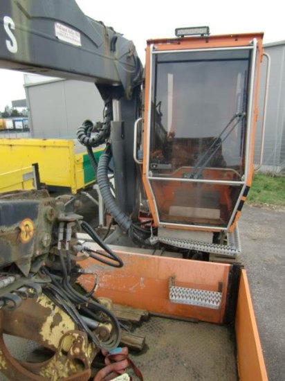 LOGLIFT F140ST96R Kabinenkran - עגורן מעמיס: תמונה 4 LOGLIFT F140ST96R Kabinenkran - עגורן מעמיס: תמונה 4