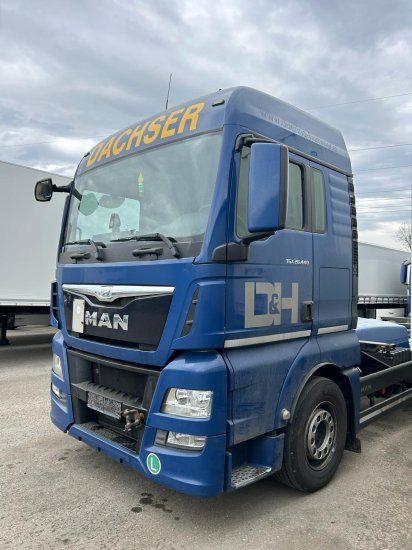 MAN TGX 26.440 XLX 6x2 Liftachse,  Euro 6, Retarder, Motorschaden engine damage! - מוביל מכולות/ משאית החלפת גוף: תמונה 3 MAN TGX 26.440 XLX 6x2 Liftachse,  Euro 6, Retarder, Motorschaden engine damage! - מוביל מכולות/ משאית החלפת גוף: תמונה 3