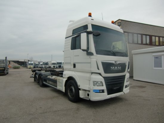 MAN TGX 26.460 XXL 6x2 Liftachse Euro 6 Unterfaltbühne - מוביל מכולות/ משאית החלפת גוף: תמונה 3 MAN TGX 26.460 XXL 6x2 Liftachse Euro 6 Unterfaltbühne - מוביל מכולות/ משאית החלפת גוף: תמונה 3