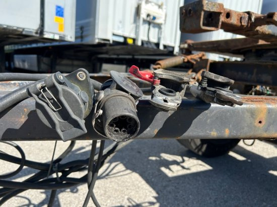 Renders Standard-Lafette BDF, BPW-Achsen - קרון נגרר מוביל מכולות/ החלפת גוף: תמונה 5 Renders Standard-Lafette BDF, BPW-Achsen - קרון נגרר מוביל מכולות/ החלפת גוף: תמונה 5