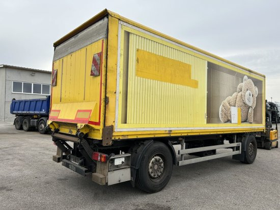 Saxas, Anhängewagen Kofferaufbau mit Hebebühne - קרון נגרר בתיבה סגורה: תמונה 1 Saxas, Anhängewagen Kofferaufbau mit Hebebühne - קרון נגרר בתיבה סגורה: תמונה 1