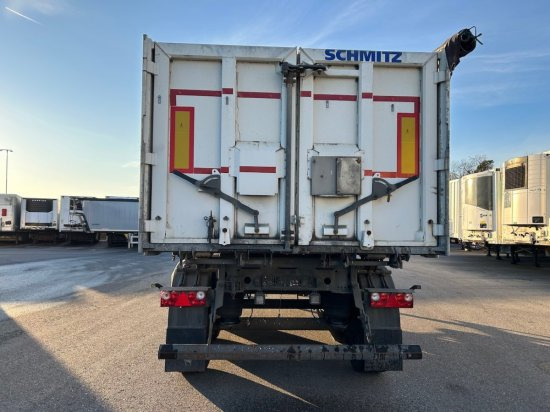 סמיטריילר עם מזהיר Schmitz SGF S3 Alu Kippmulde 34m³, Liftachse, Schmitz-Achsen, Rollplane, Podest: תמונה 6 סמיטריילר עם מזהיר Schmitz SGF S3 Alu Kippmulde 34m³, Liftachse, Schmitz-Achsen, Rollplane, Podest: תמונה 6