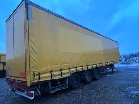 Schwarzmüller ,Fahrzeugtransporter, Mulde + Hubdach, Edscha-Verdeck, Auffahrtsrampen - סמיטריילר עם וילונות צד: תמונה 4 Schwarzmüller ,Fahrzeugtransporter, Mulde + Hubdach, Edscha-Verdeck, Auffahrtsrampen - סמיטריילר עם וילונות צד: תמונה 4
