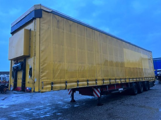 Schwarzmüller ,Fahrzeugtransporter, Mulde + Hubdach, Edscha-Verdeck, Auffahrtsrampen - סמיטריילר עם וילונות צד: תמונה 1 Schwarzmüller ,Fahrzeugtransporter, Mulde + Hubdach, Edscha-Verdeck, Auffahrtsrampen - סמיטריילר עם וילונות צד: תמונה 1