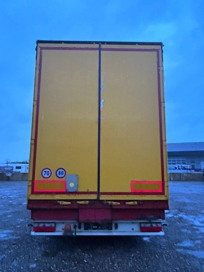 Schwarzmüller ,Fahrzeugtransporter, Mulde + Hubdach, Edscha-Verdeck, Auffahrtsrampen - סמיטריילר עם וילונות צד: תמונה 5 Schwarzmüller ,Fahrzeugtransporter, Mulde + Hubdach, Edscha-Verdeck, Auffahrtsrampen - סמיטריילר עם וילונות צד: תמונה 5