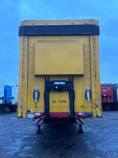 Schwarzmüller ,Fahrzeugtransporter, Mulde + Hubdach, Edscha-Verdeck, Auffahrtsrampen - סמיטריילר עם וילונות צד: תמונה 2 Schwarzmüller ,Fahrzeugtransporter, Mulde + Hubdach, Edscha-Verdeck, Auffahrtsrampen - סמיטריילר עם וילונות צד: תמונה 2