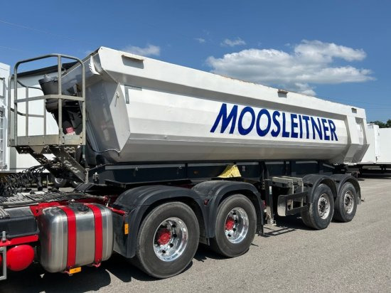 Schwarzmüller Kippmulde 25m³, SAF, Podest, HYVA - סמיטריילר עם מזהיר: תמונה 1 Schwarzmüller Kippmulde 25m³, SAF, Podest, HYVA - סמיטריילר עם מזהיר: תמונה 1