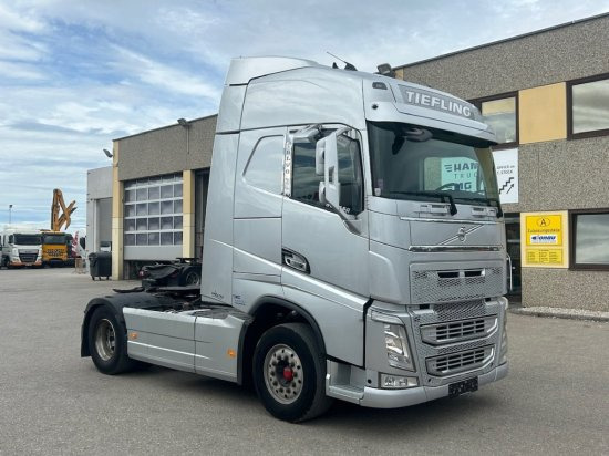 Volvo FH 460, E6 I-Shift, VEB+, Standklima, Schubbodenhydraulik - יחידת טרקטור: תמונה 3 Volvo FH 460, E6 I-Shift, VEB+, Standklima, Schubbodenhydraulik - יחידת טרקטור: תמונה 3