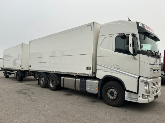 Volvo FH 500 6x2 Getränkekomplettzug, Orten Getränkeaufbau - משאית משקאות: תמונה 3 Volvo FH 500 6x2 Getränkekomplettzug, Orten Getränkeaufbau - משאית משקאות: תמונה 3