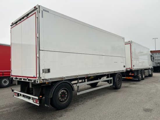 Volvo FH 500 6x2 Getränkekomplettzug, Orten Getränkeaufbau - משאית משקאות: תמונה 4 Volvo FH 500 6x2 Getränkekomplettzug, Orten Getränkeaufbau - משאית משקאות: תמונה 4
