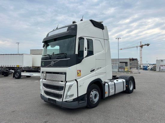 Volvo FH 500 EURO 6, I-Shift, Globetrotter, Standklima - יחידת טרקטור: תמונה 1 Volvo FH 500 EURO 6, I-Shift, Globetrotter, Standklima - יחידת טרקטור: תמונה 1