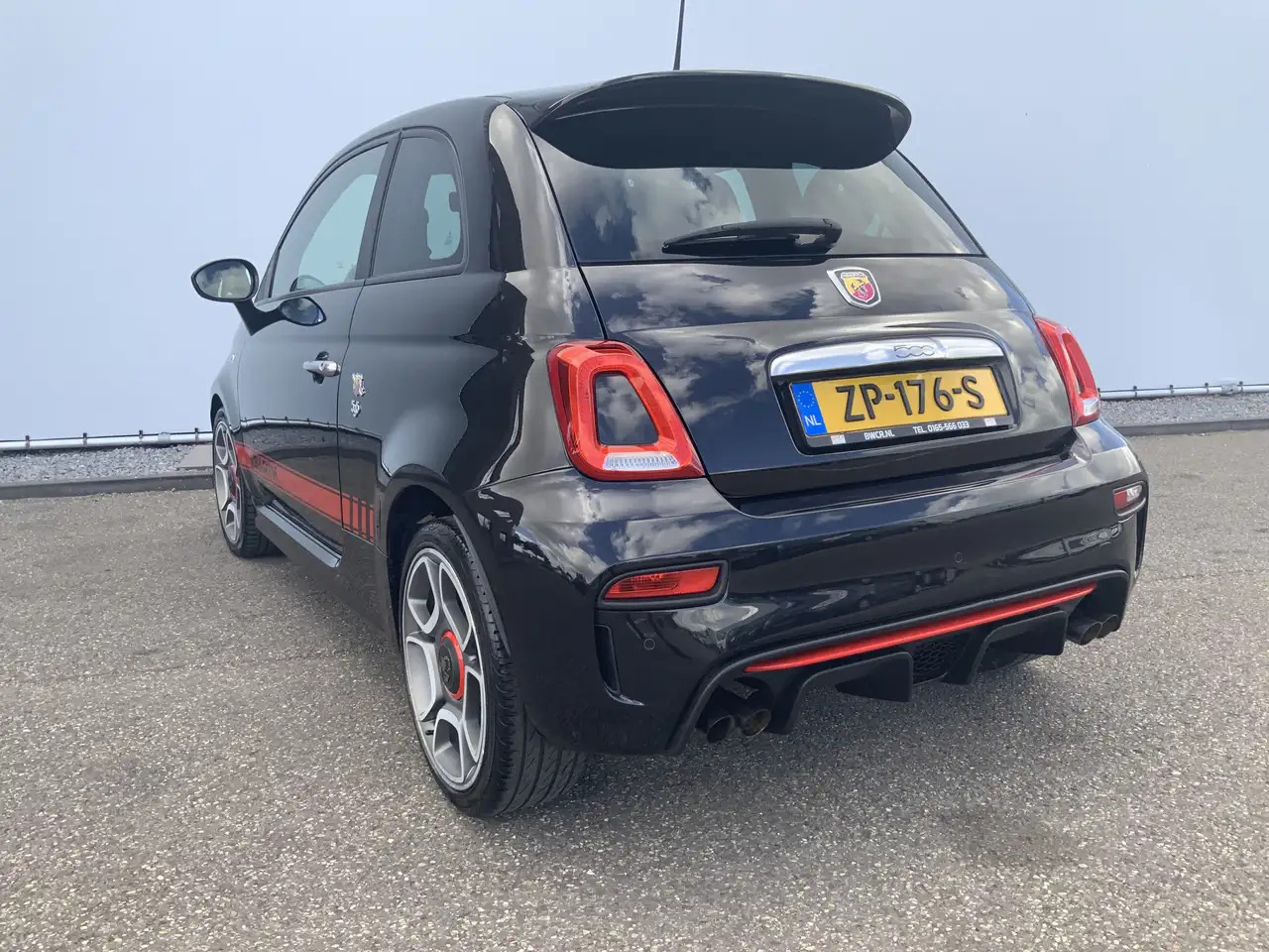 Fiat 500C Abarth 1.4 T-Jet 595 Automaat Euro 6 - מכונית: תמונה 4 Fiat 500C Abarth 1.4 T-Jet 595 Automaat Euro 6 - מכונית: תמונה 4