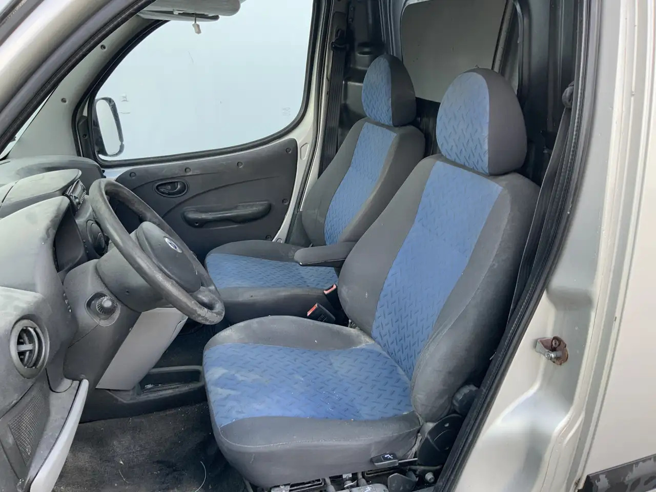 Fiat Doblo 1.3 MultiJet Basis Marge Geen BTW Export - כלי רכב מסחרי קטן: תמונה 4 Fiat Doblo 1.3 MultiJet Basis Marge Geen BTW Export - כלי רכב מסחרי קטן: תמונה 4