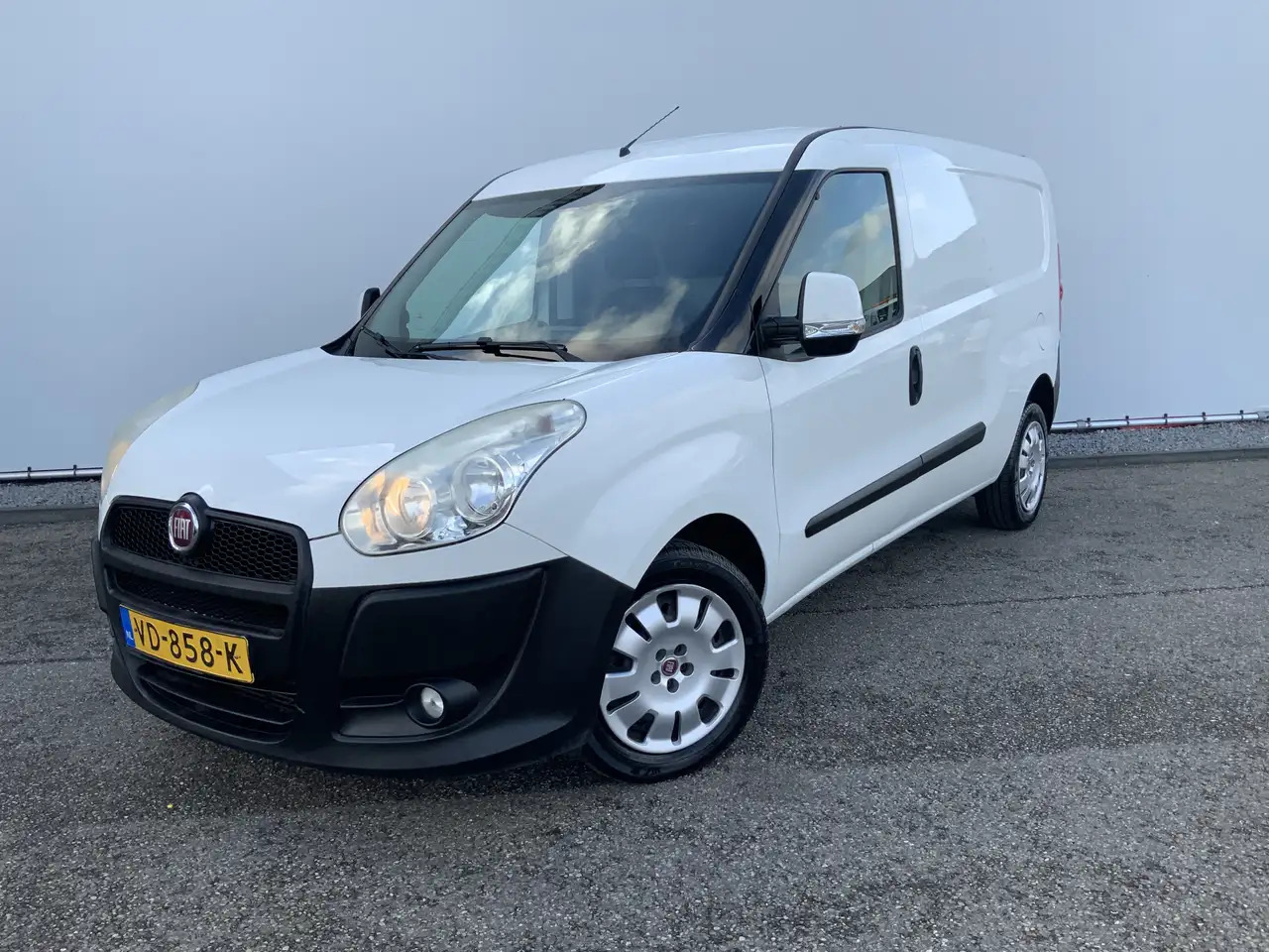 Fiat Doblo Cargo 1.6 MultiJet SX Maxi Airco Trekhaak 1300 kg - כלי רכב מסחרי קטן: תמונה 1 Fiat Doblo Cargo 1.6 MultiJet SX Maxi Airco Trekhaak 1300 kg - כלי רכב מסחרי קטן: תמונה 1