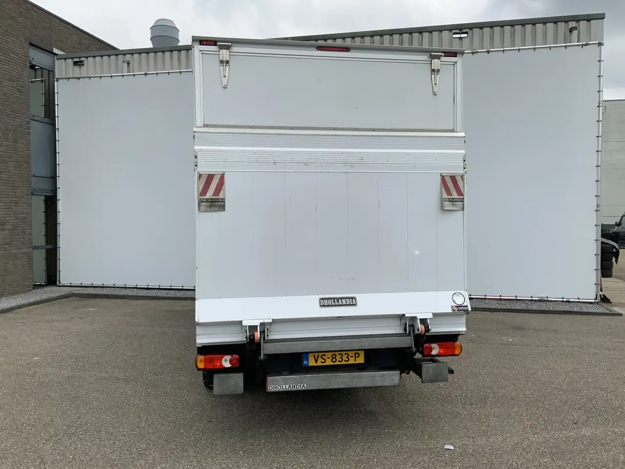 Fiat Ducato 35H 2.3 MultiJet L3H1 Meubelbak & Lift & Zijdeur A - כלי רכב מסחרי עם תיבה: תמונה 2 Fiat Ducato 35H 2.3 MultiJet L3H1 Meubelbak & Lift & Zijdeur A - כלי רכב מסחרי עם תיבה: תמונה 2
