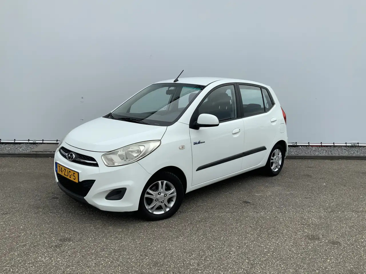 Hyundai i10 1.0 Pro 54083 KM! Airco, Lichtmetalen Wielen! - האצ'בק: תמונה 1 Hyundai i10 1.0 Pro 54083 KM! Airco, Lichtmetalen Wielen! - האצ'בק: תמונה 1