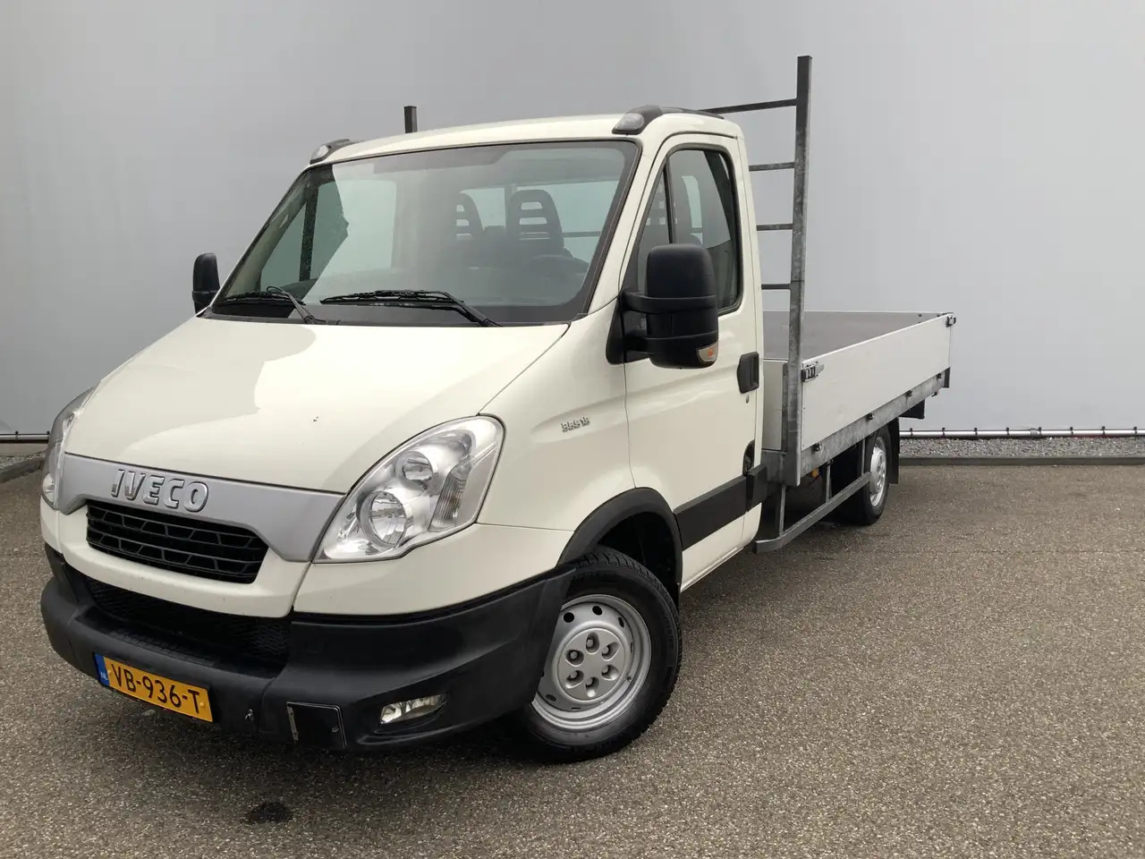 Iveco Daily 35S13 D 345 Pick Up Airco 3 Zits Trekhaak 3500 kg - כלי רכב מסחרי במיטה שטוחה: תמונה 1 Iveco Daily 35S13 D 345 Pick Up Airco 3 Zits Trekhaak 3500 kg - כלי רכב מסחרי במיטה שטוחה: תמונה 1