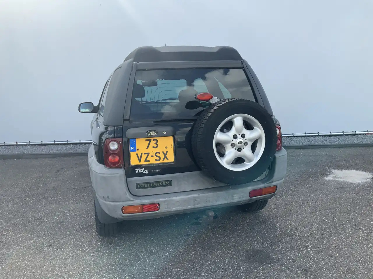 Land Rover Freelander Hardback 2.0 Td4 S Hard Top Grijs Kenteken Automaa - SUV: תמונה 2 Land Rover Freelander Hardback 2.0 Td4 S Hard Top Grijs Kenteken Automaa - SUV: תמונה 2