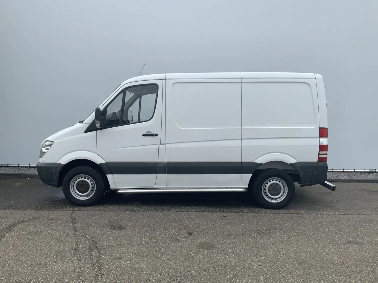 Mercedes-Benz 311 2.2 CDI 325 HDSprinter L2H1 Automaat 3 Zits Ai - כלי רכב מסחרי עם לוח: תמונה 3 Mercedes-Benz 311 2.2 CDI 325 HDSprinter L2H1 Automaat 3 Zits Ai - כלי רכב מסחרי עם לוח: תמונה 3