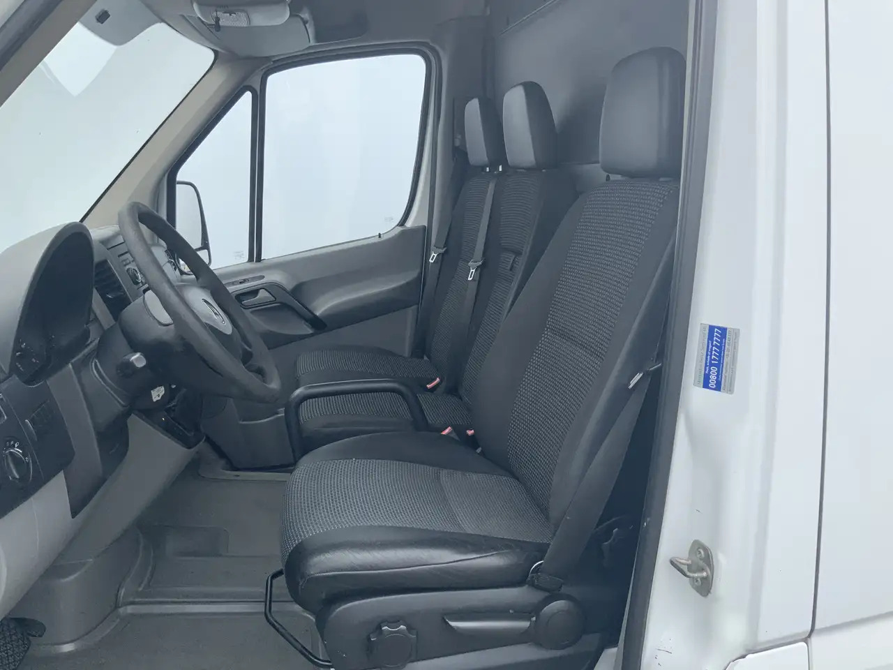 Mercedes-Benz 311 2.2 CDI 325 HDSprinter L2H1 Automaat 3 Zits Ai - כלי רכב מסחרי עם לוח: תמונה 4 Mercedes-Benz 311 2.2 CDI 325 HDSprinter L2H1 Automaat 3 Zits Ai - כלי רכב מסחרי עם לוח: תמונה 4