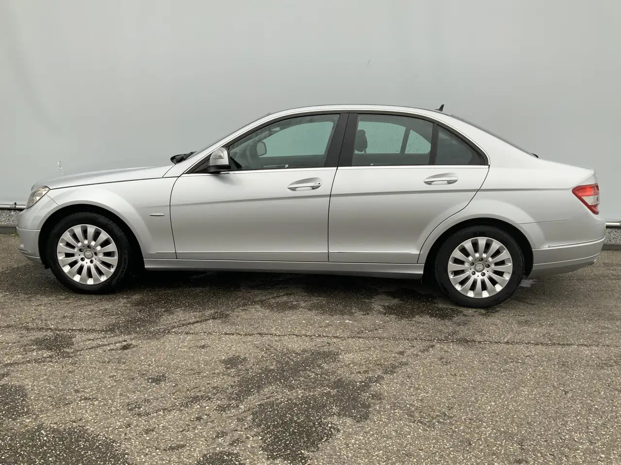 Mercedes-Benz C 200 K Elegance UNIEK ! Airco Compressor Alu Velg Euro - סדאן: תמונה 4 Mercedes-Benz C 200 K Elegance UNIEK ! Airco Compressor Alu Velg Euro - סדאן: תמונה 4