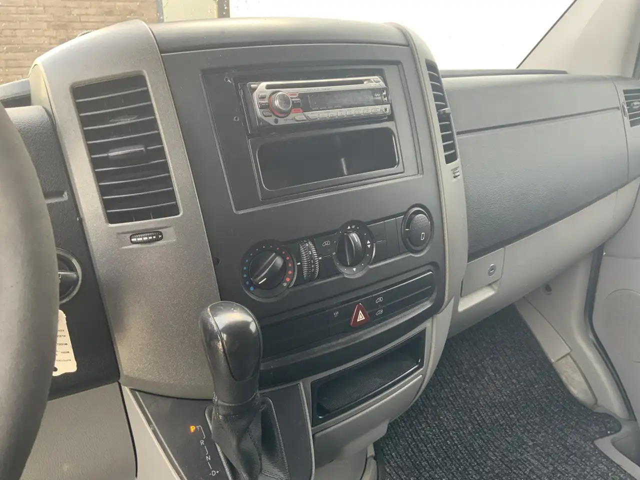 כלי רכב מסחרי עם לוח Mercedes-Benz Sprinter 211 2.2 CDI 366 L2 H1 Automaat 3 Zits Side Bar Tre: תמונה 6