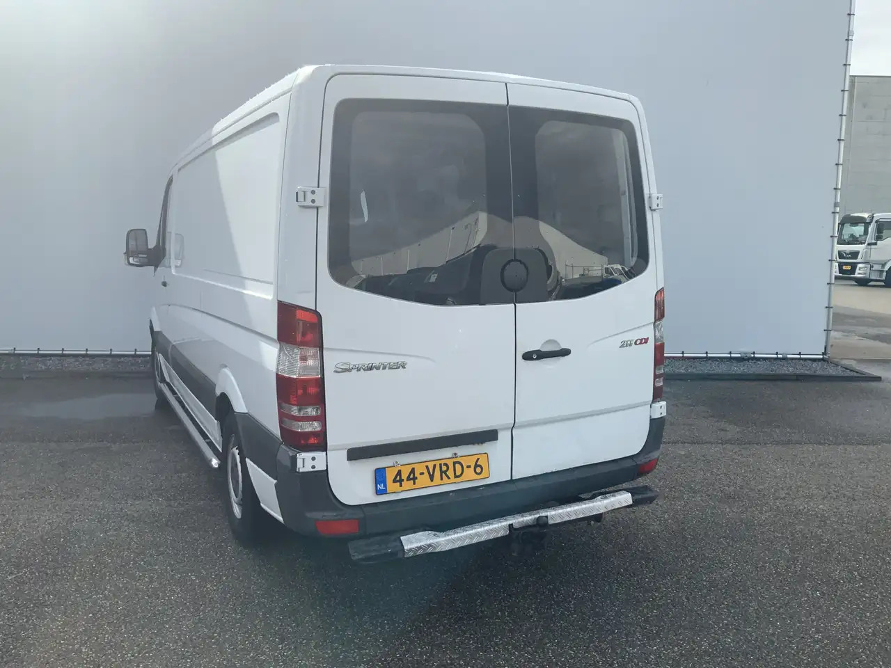 Mercedes-Benz Sprinter 211 2.2 CDI 366 L2 H1 Automaat 3 Zits Side Bar Tre - כלי רכב מסחרי עם לוח: תמונה 2 Mercedes-Benz Sprinter 211 2.2 CDI 366 L2 H1 Automaat 3 Zits Side Bar Tre - כלי רכב מסחרי עם לוח: תמונה 2